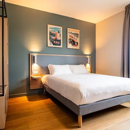 Kyriad - Ester Hotel